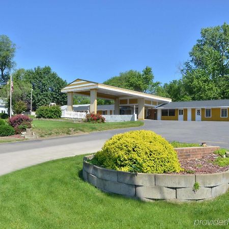 Oskaloosa Econo Lodge מראה חיצוני תמונה