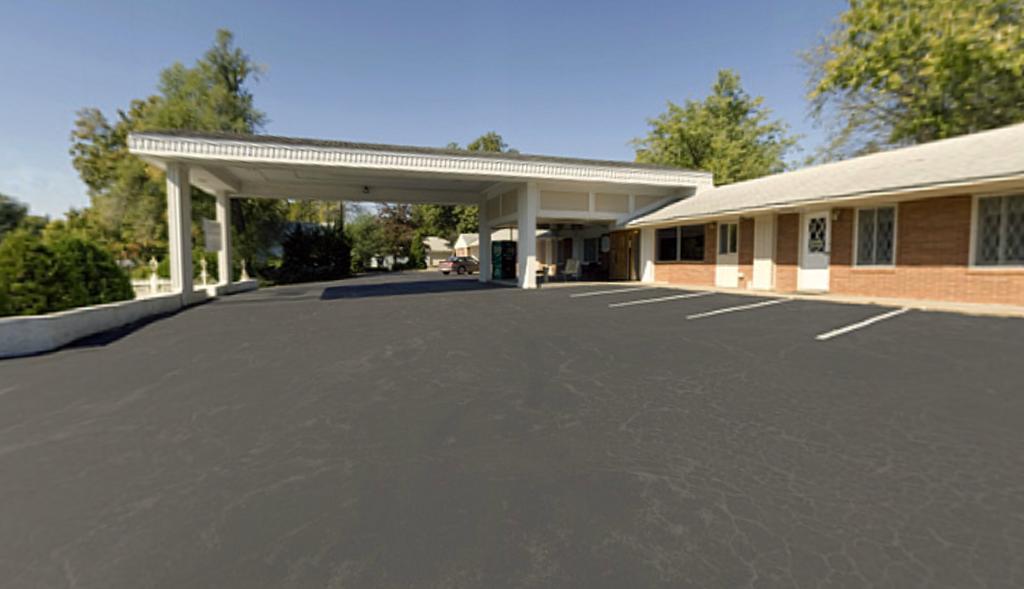 Oskaloosa Econo Lodge מראה חיצוני תמונה