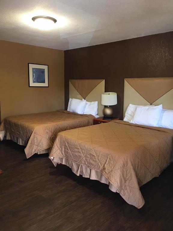Oskaloosa Econo Lodge מראה חיצוני תמונה