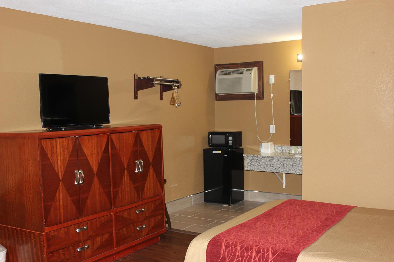 Oskaloosa Econo Lodge מראה חיצוני תמונה