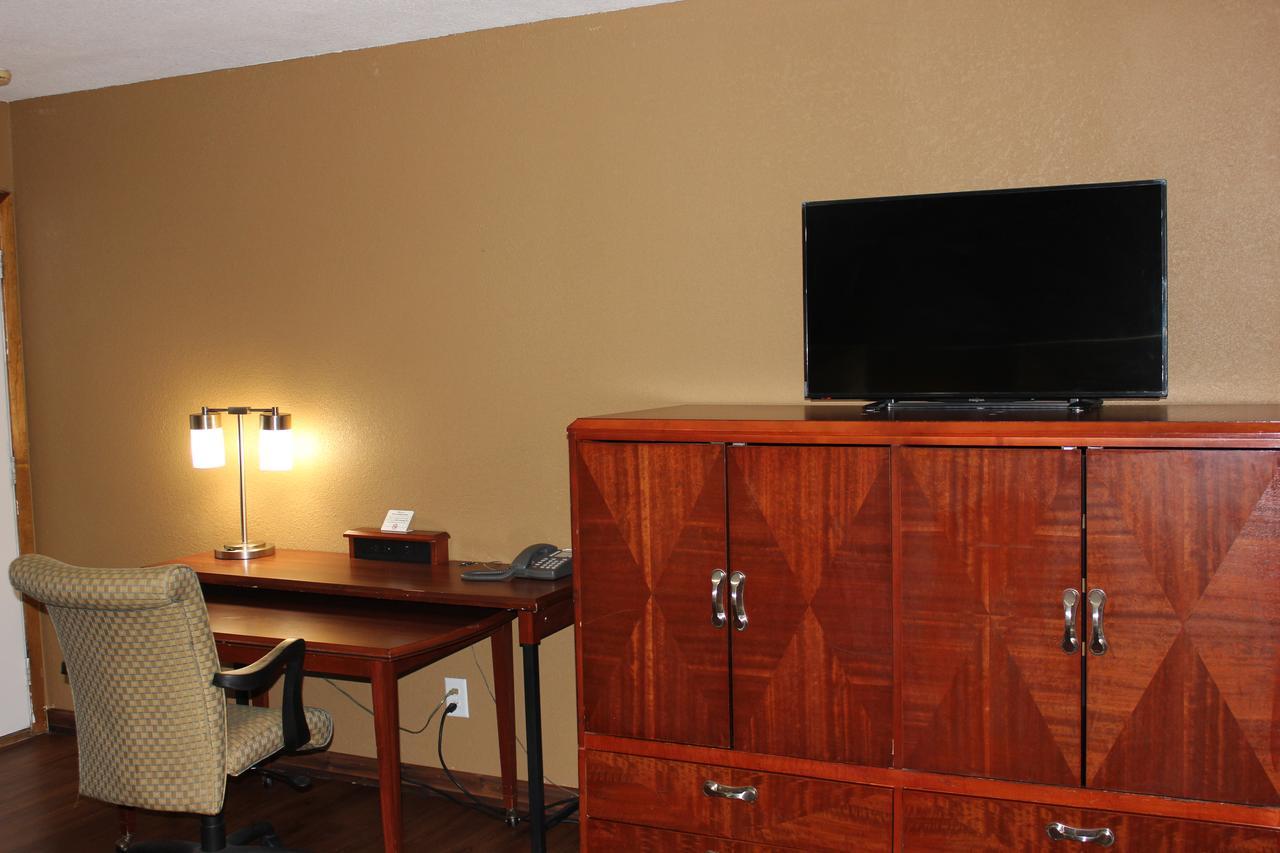 Oskaloosa Econo Lodge מראה חיצוני תמונה