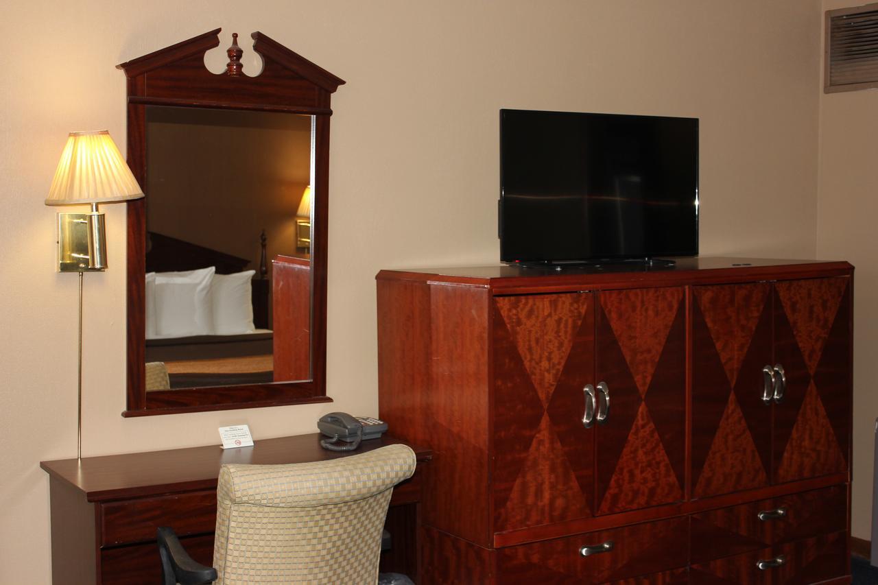 Oskaloosa Econo Lodge מראה חיצוני תמונה