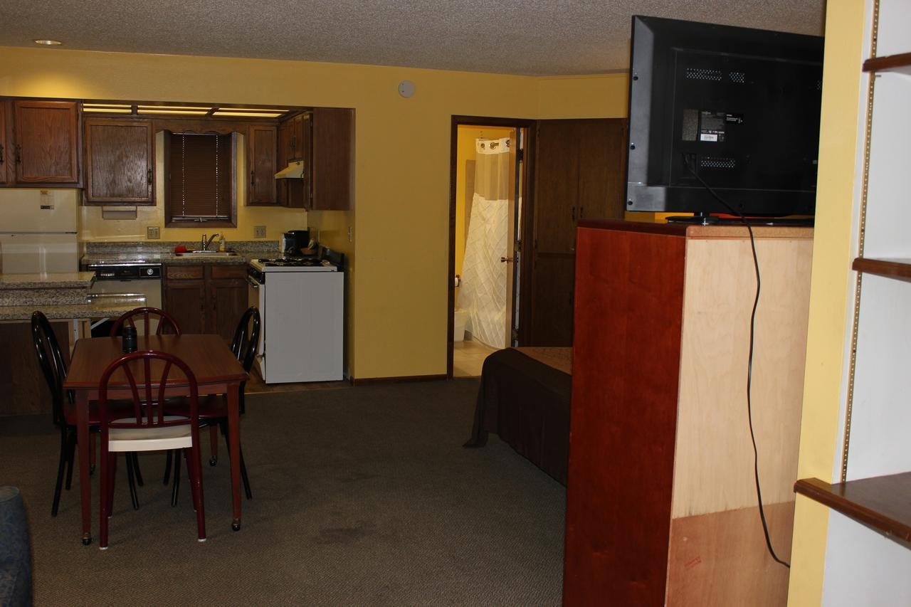 Oskaloosa Econo Lodge מראה חיצוני תמונה